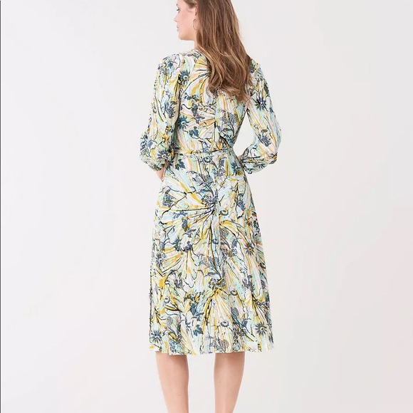 DVF Evelyn Reversible Crepe Midi Wrap Dress - Picture 3 of 6